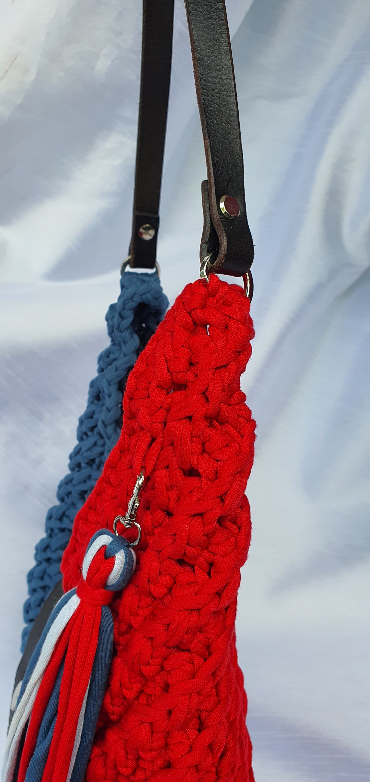 Zarii Red & blues