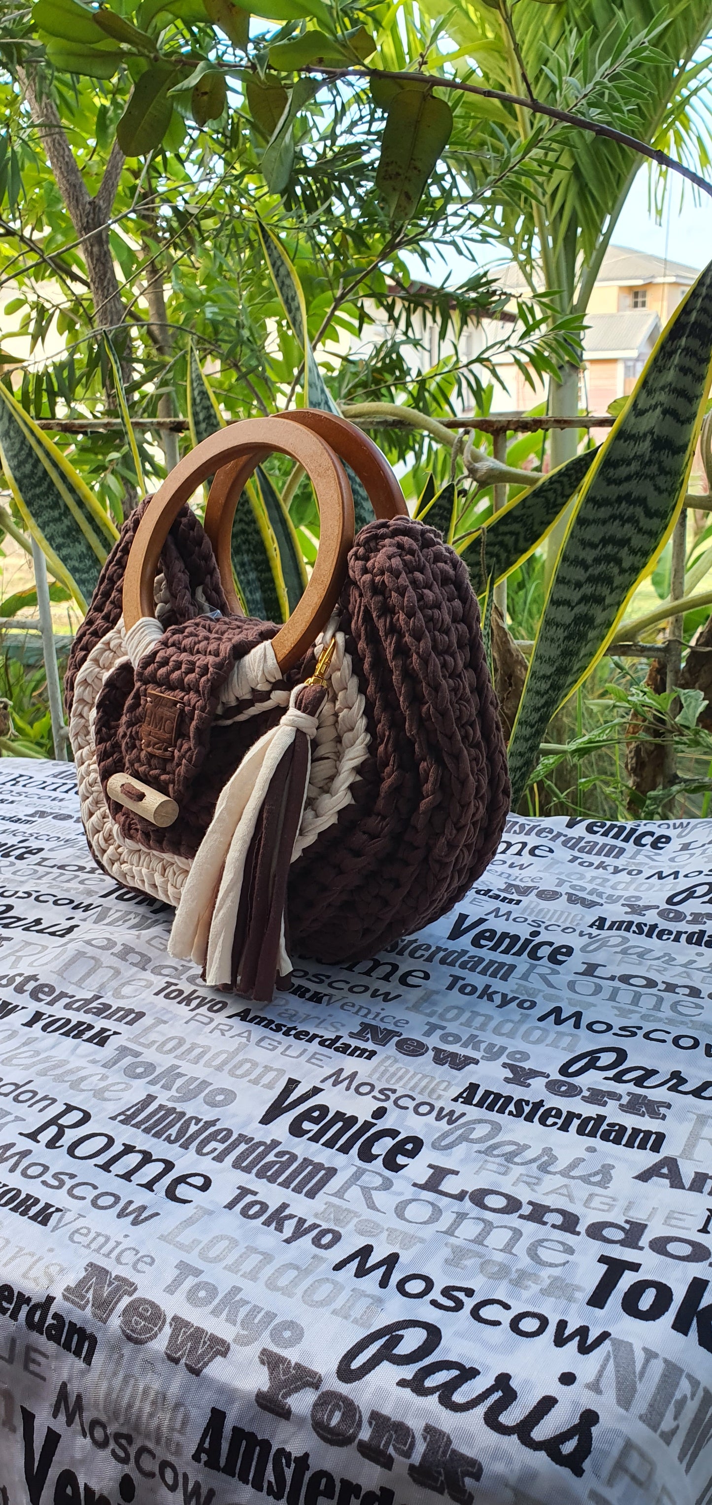 The "Lisa" 2 Chocolate & Tan